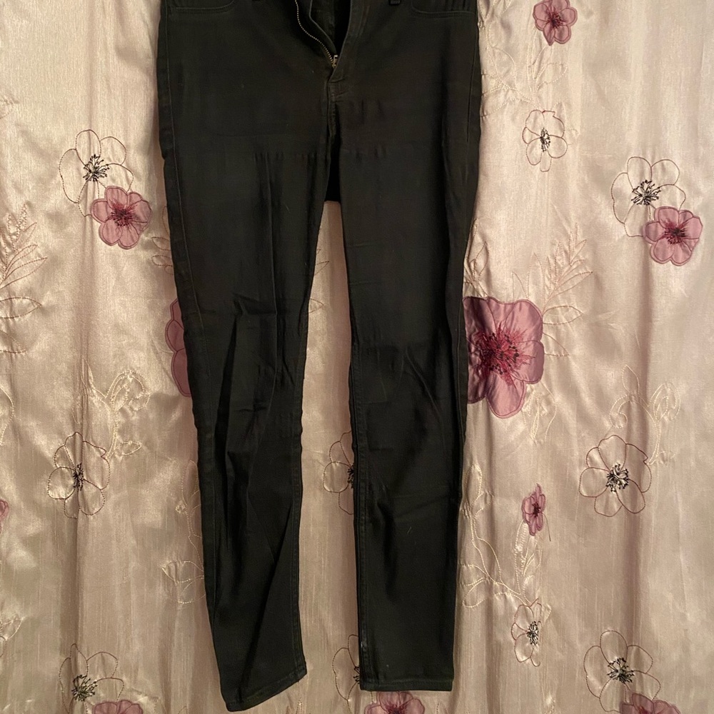 Black hollister high waisted jeans